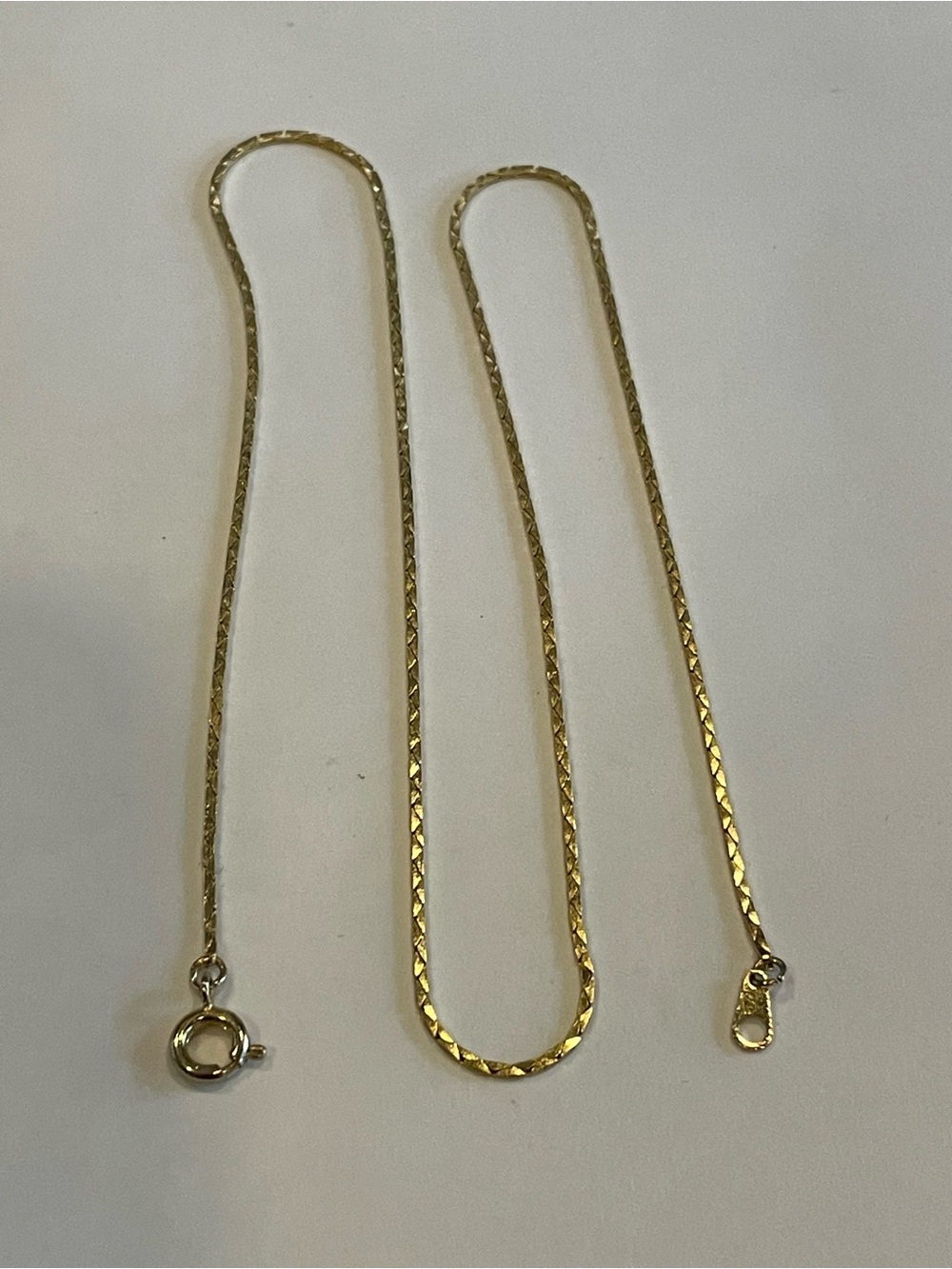 Short Gold Tone Chain Necklace #0260